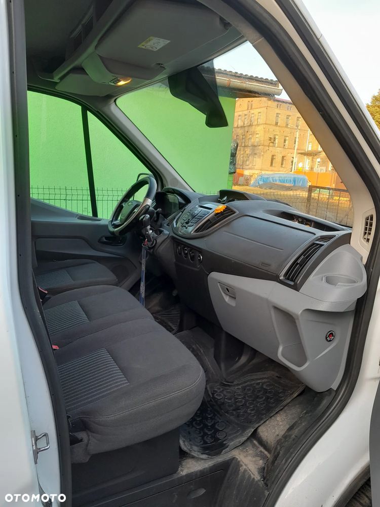 Ford Transit - 8