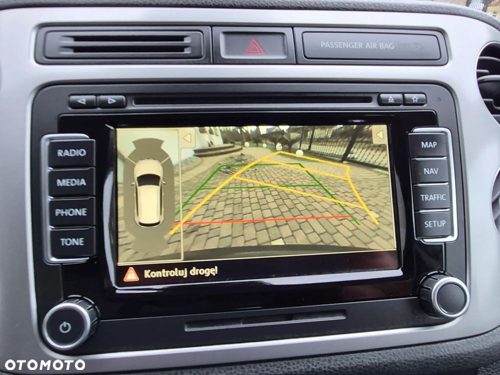 Volkswagen Tiguan - 12