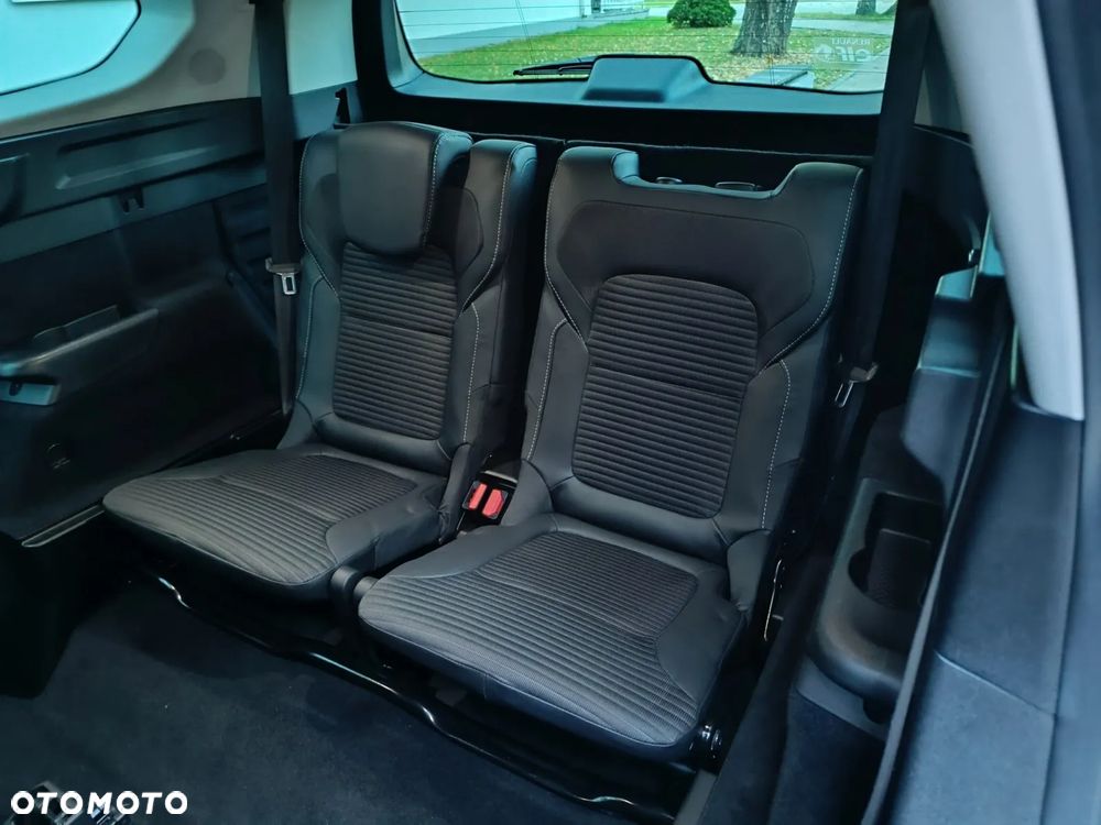 Renault Grand Scenic BLUE dCi 120 BLACK EDITION - 34