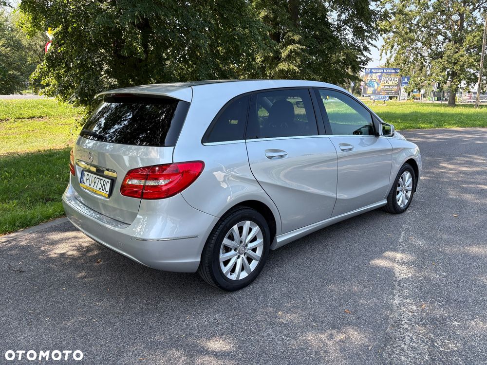 Mercedes-Benz Klasa B 180 d 7G-DCT Edition - 4