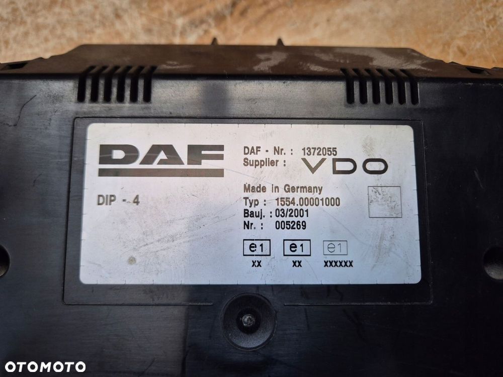 LICZNIK ZEGARY TABLICA WYŚWIETLACZ DAF 45 55 LF EURO 3 1372055 - 2