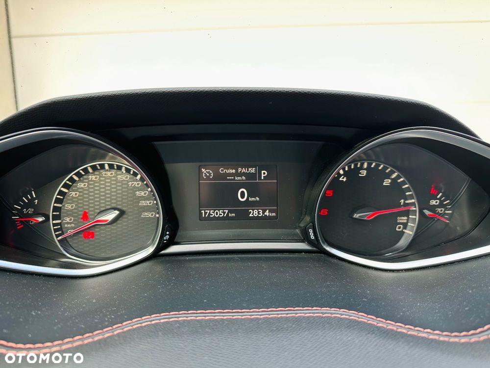 Peugeot 308 - 18
