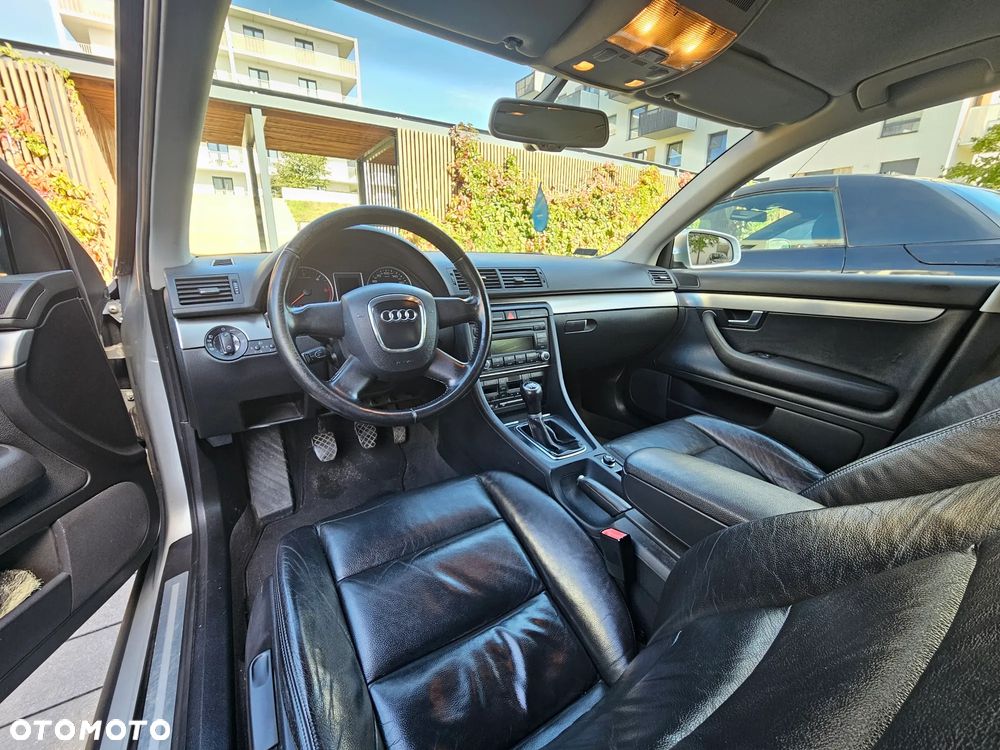 Audi A4 Avant - 28
