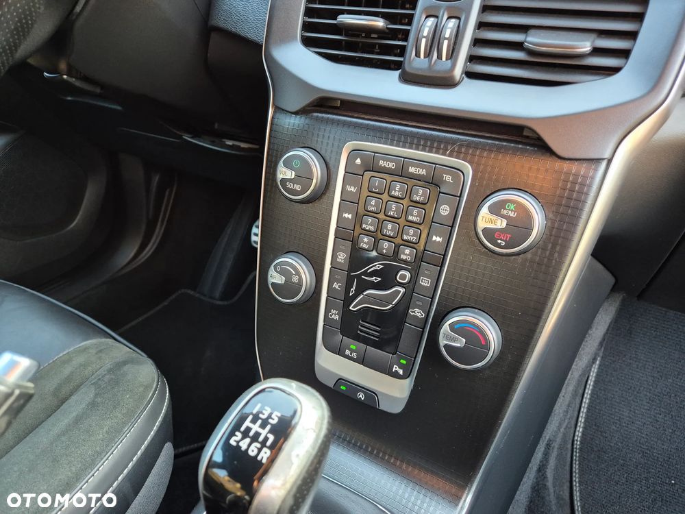 Volvo V40 D3 RDesign - 36