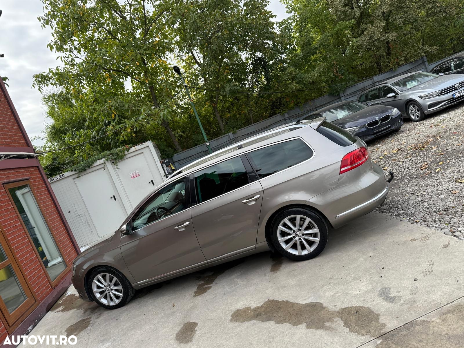 Volkswagen Passat Variant 2.0 TDI BlueMotion Technology Highline DSG - 29