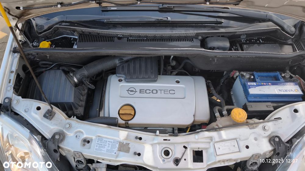 Opel Meriva 1.6 16V (Essentia) - 21