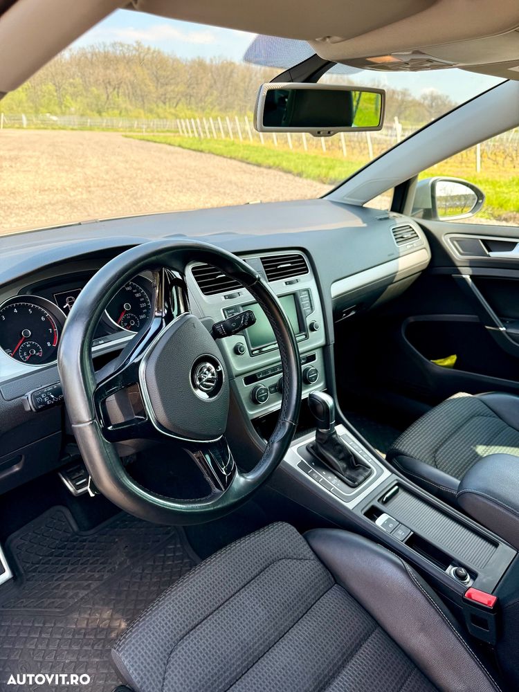 Volkswagen Golf 1.2 TSI DSG Comfortline - 7