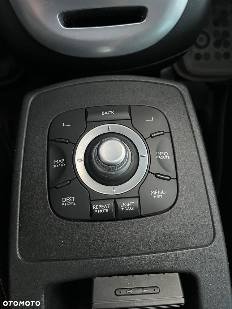 Renault Scenic - 21