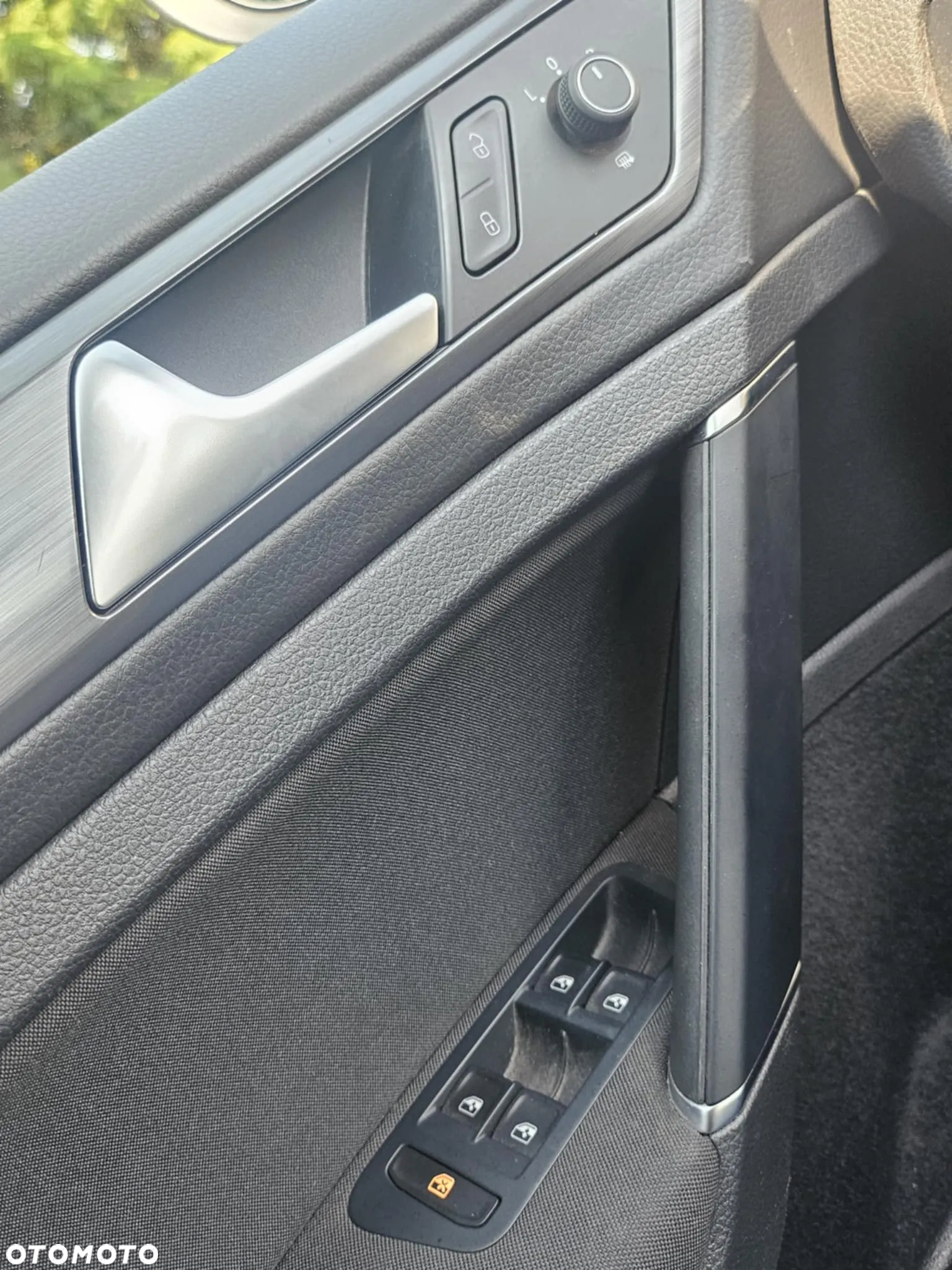 Volkswagen Golf e-Golf - 8