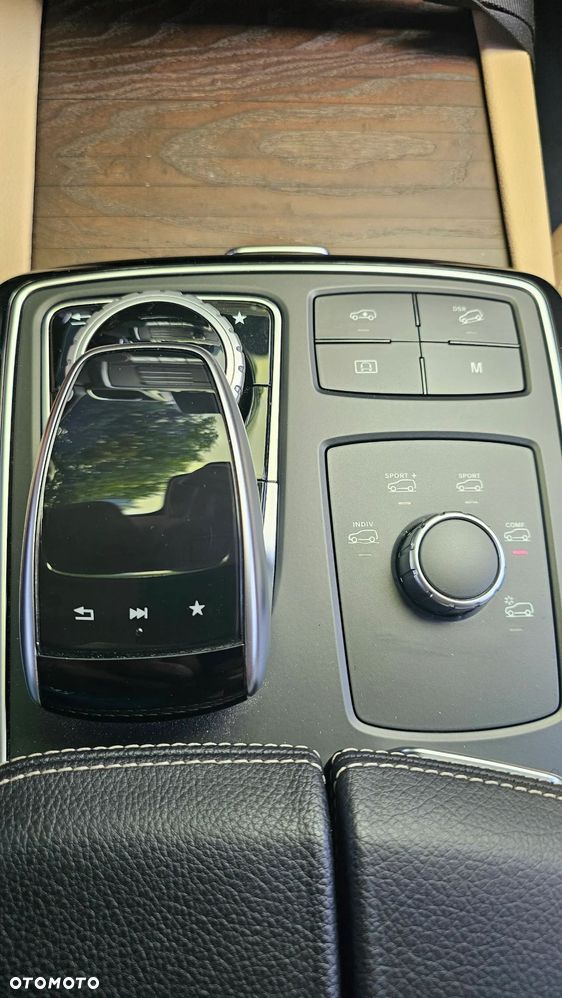 Mercedes-Benz GLE 500 4-Matic 9G-TRONIC - 13