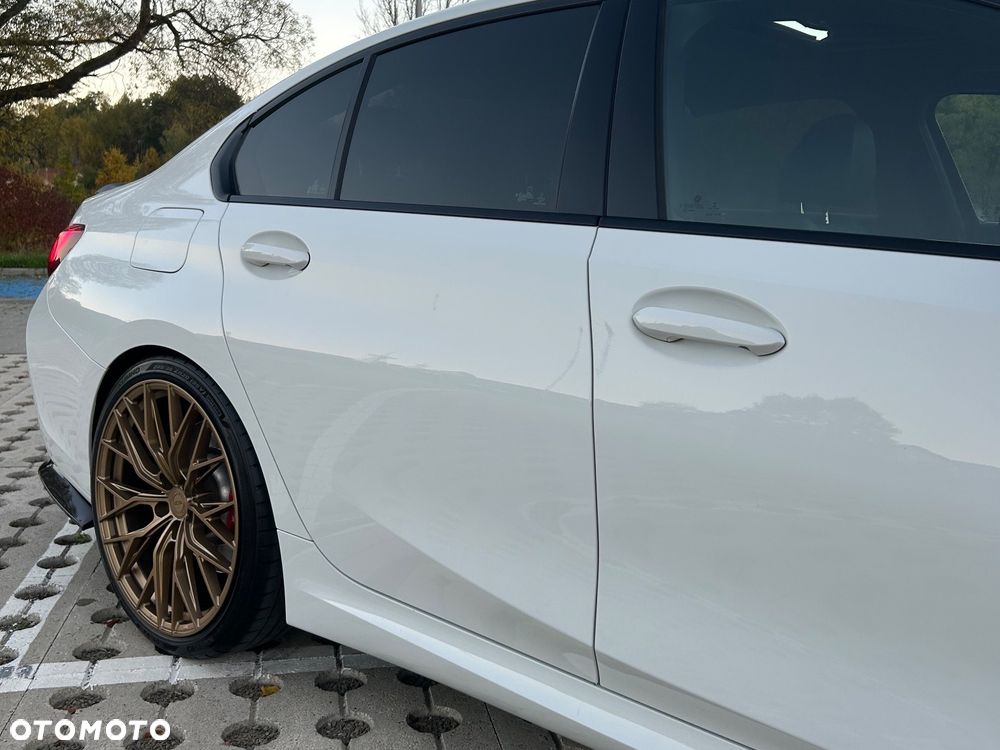 BMW Seria 3 2021 photo 3