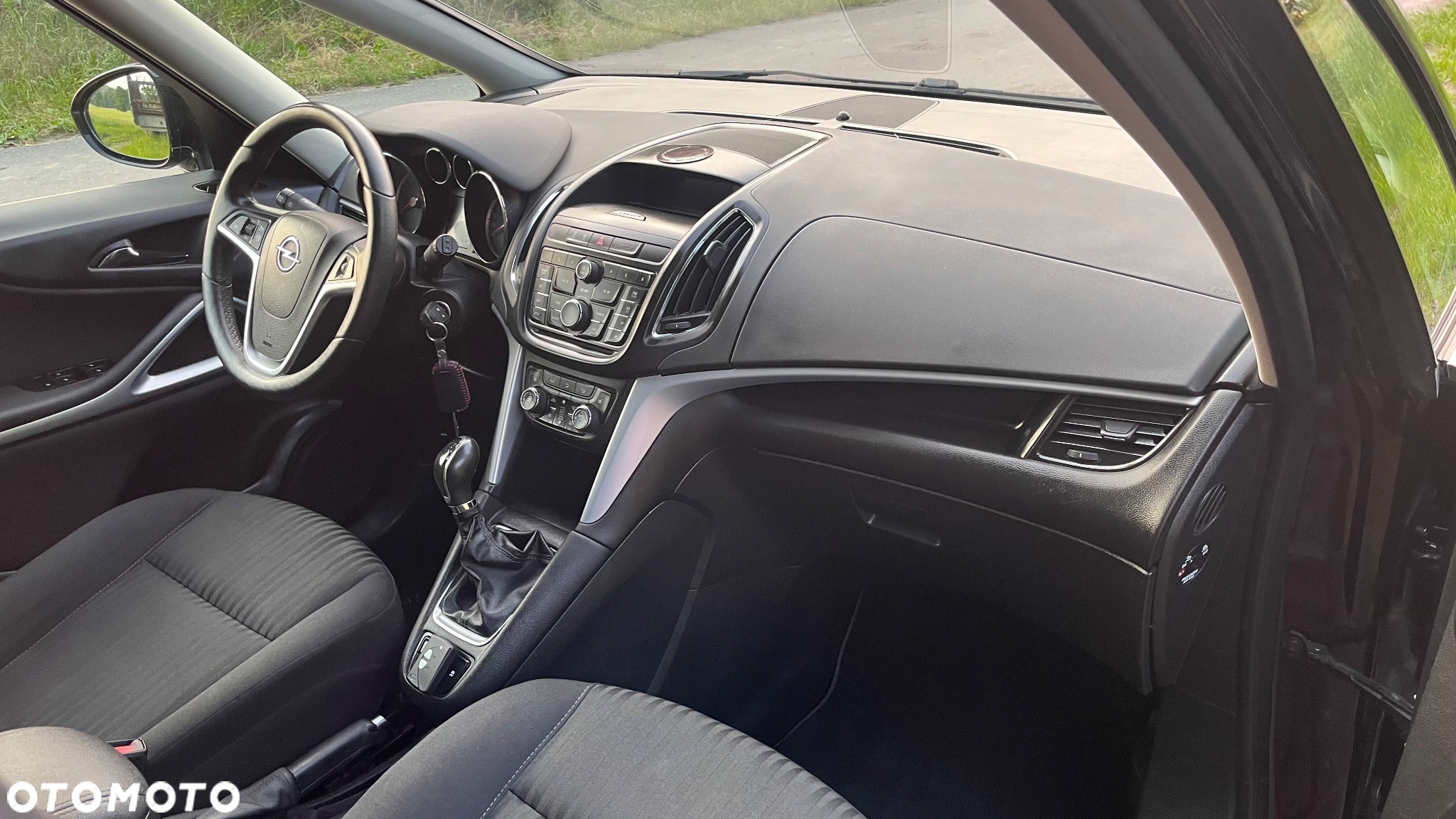 Opel Zafira - 10