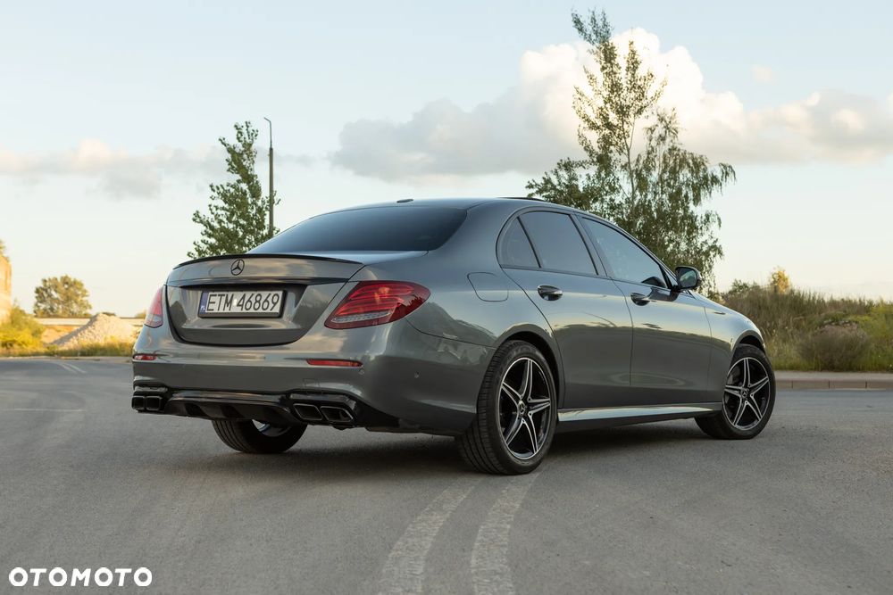 Mercedes-Benz Klasa E - 18