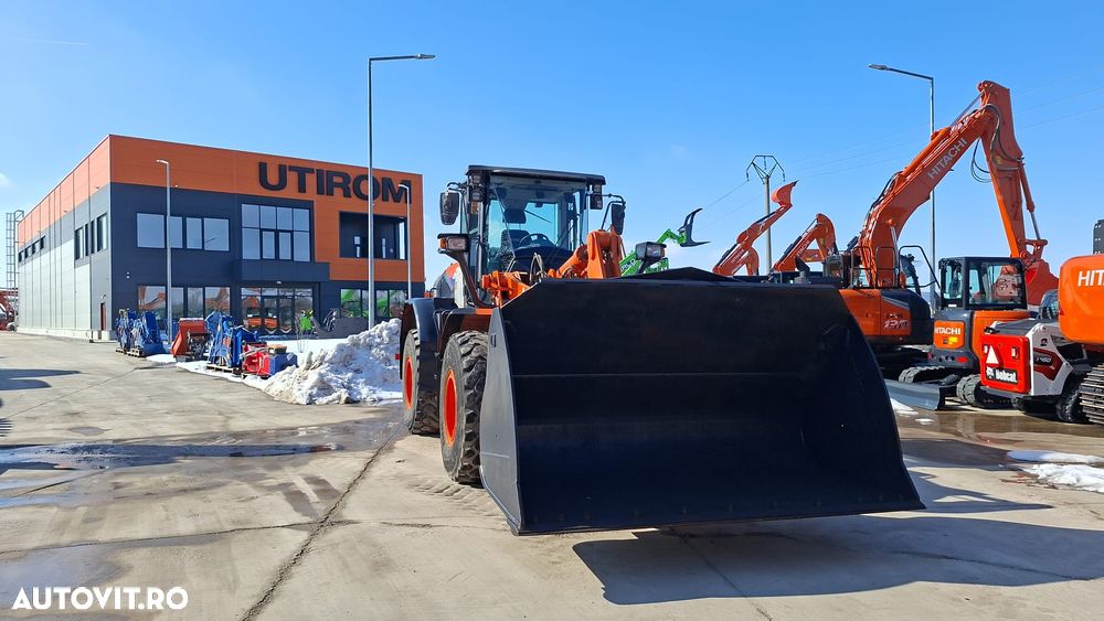 Hitachi ZW180, 2021, 3.903, cupa 3mc, Masa operationala 18t, Anvelope 20,5R25 80% bune, gresare automata, inaltime basculare cupa 4m, latime incarcator 2,5m, 173CP, Aer cond, produs in JAPONIA, CA NOU, posibilitate leasing 4ani-PROMOTIE 94900 EUR+Tva - 14
