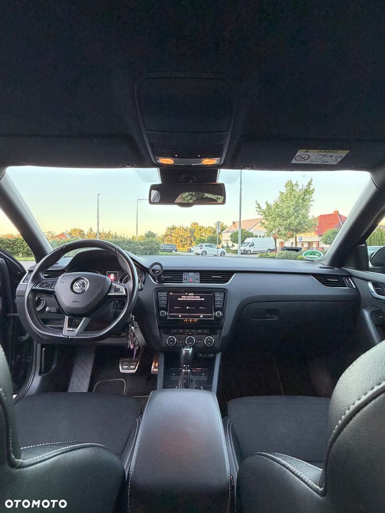 Skoda Octavia 2.0 TDI RS DSG - 12