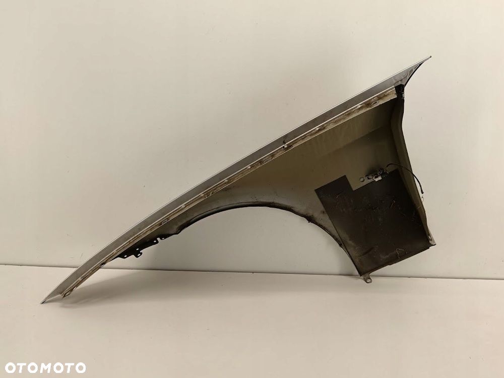 BŁOTNIK PRAWY PRZEDNI BMW 3 E90 E91 05-12 354/7 - 2