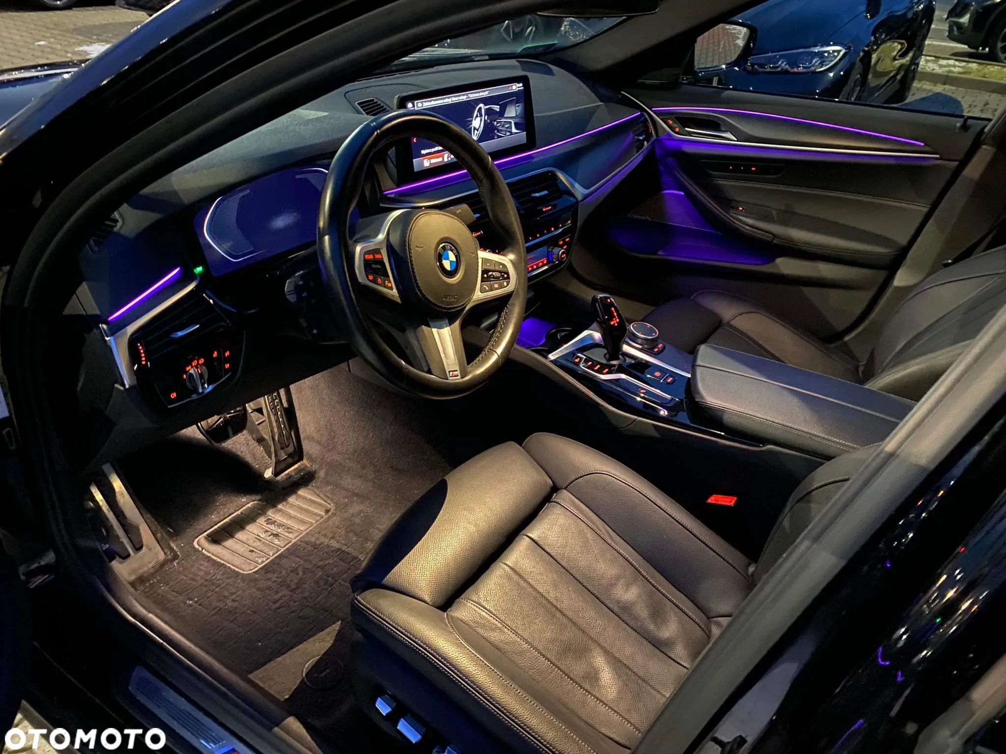 BMW Seria 5 520d xDrive M Sport sport - 10