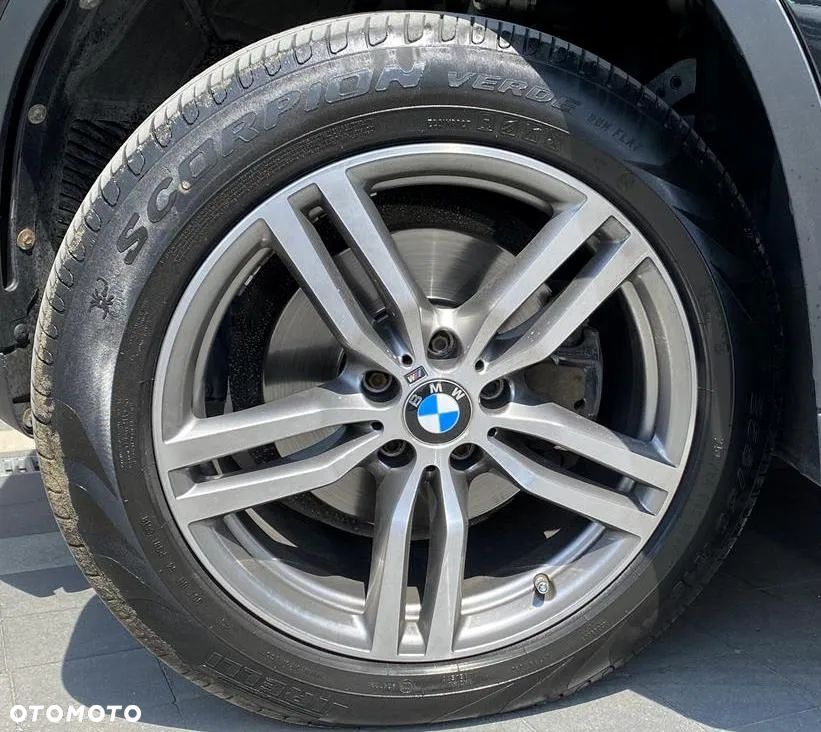 BMW X5 xDrive30d - 14