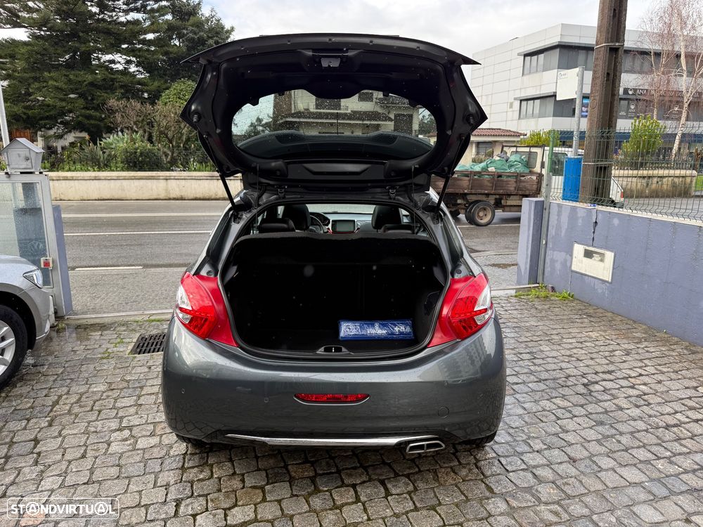Peugeot 208 GTI 200 THP - 14