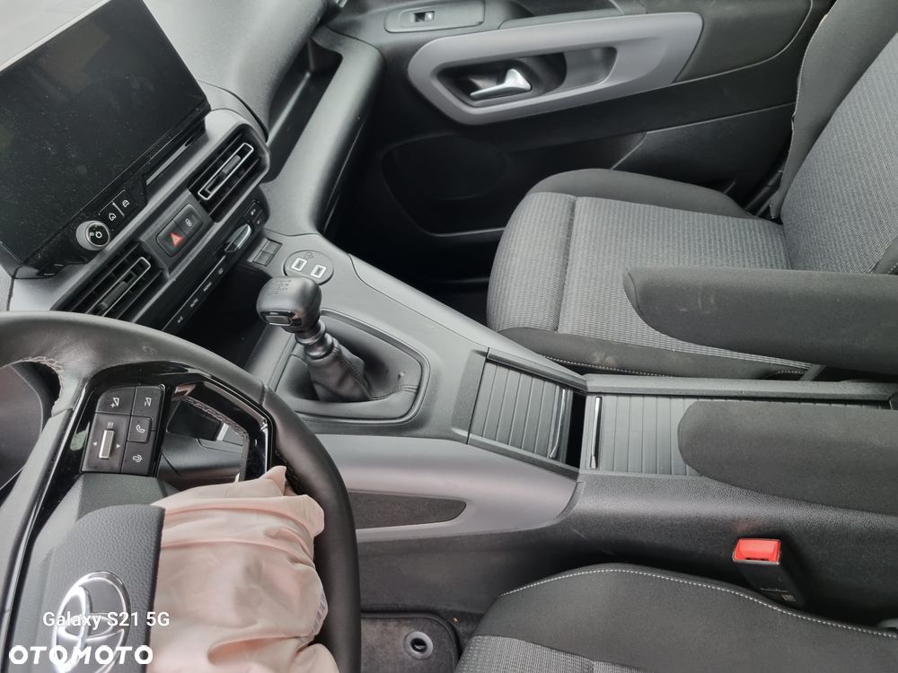 Toyota Proace City Verso Long 1.5 D-4D Business - 27