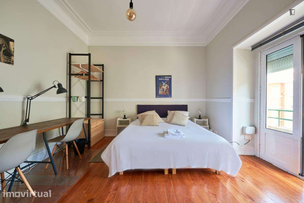 Quarto - localizado em Entrecampos Lisbon - Grande imagem: 3/60