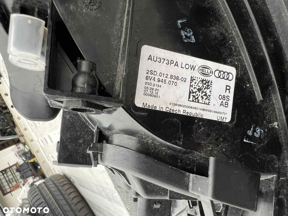 Audi A3 8v sportback lampa prawy tył 8v495070 - 3