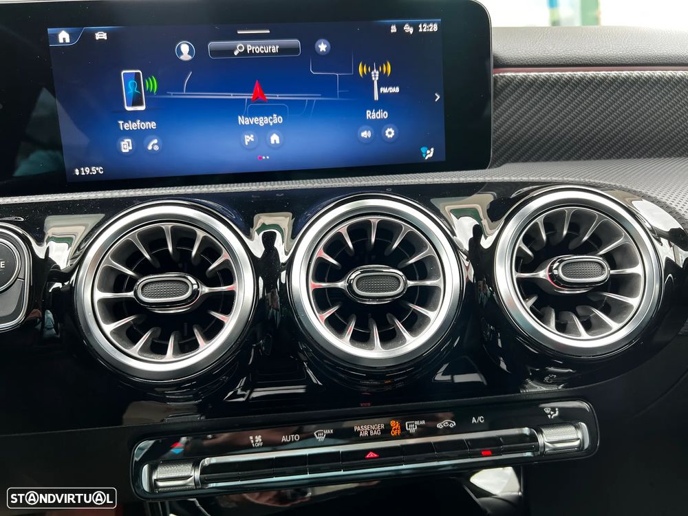 Mercedes-Benz A 200 Progressive Aut. - 39