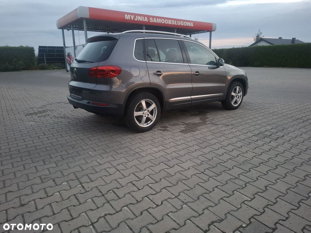 Volkswagen Tiguan - 5