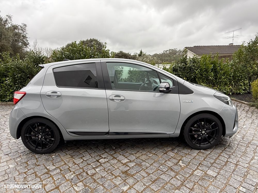 Toyota Yaris 1.5 HSD GR Sport - 14