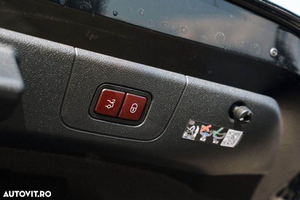 Mercedes-Benz CLA - 30