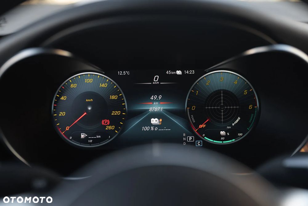 Mercedes-Benz GLC 300 de 4-Matic Business Edition - 16