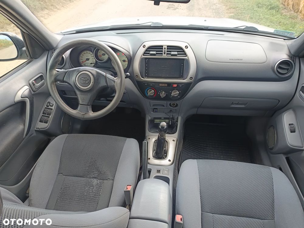 Toyota RAV4 2.0 VVT-i 4x4 - 6