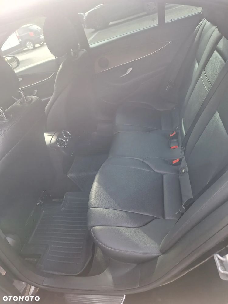 Mercedes-Benz Klasa E 200 d 9G-TRONIC - 5