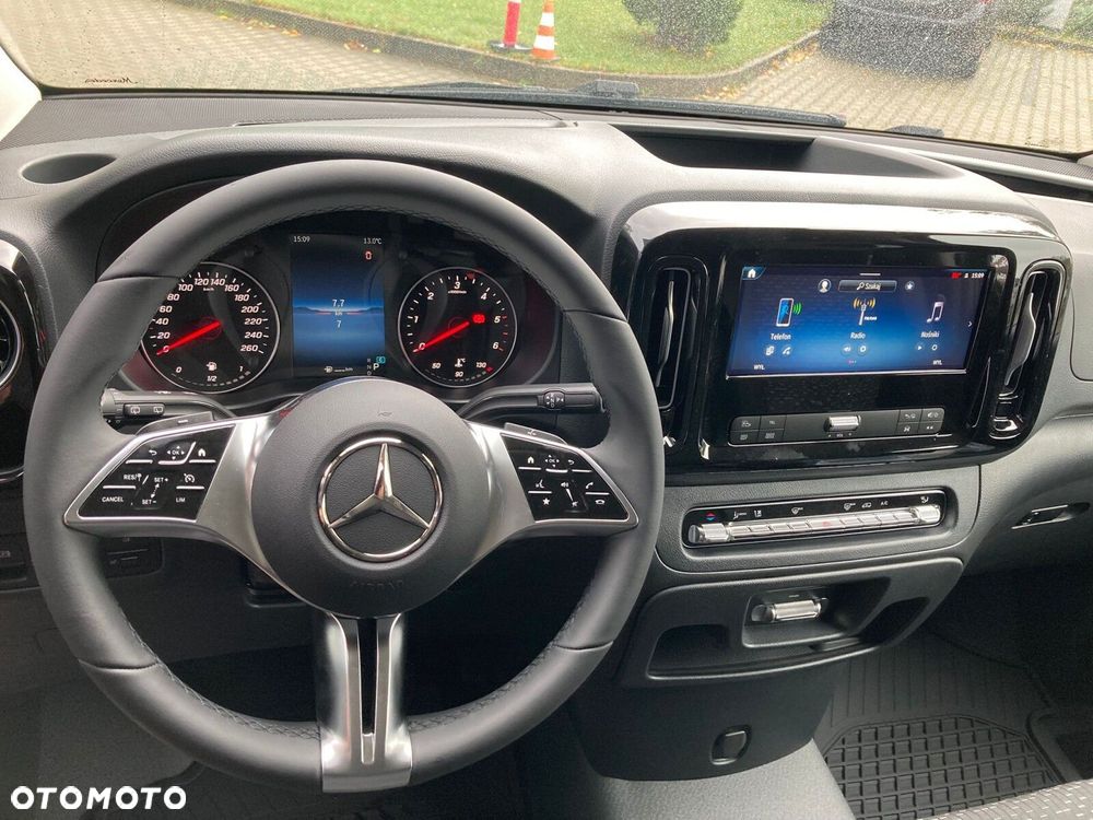 Mercedes-Benz Vito - 12