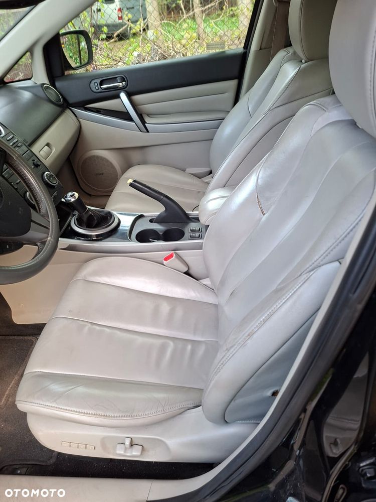 Mazda CX-7 2.2 CD Exclusive + - 7