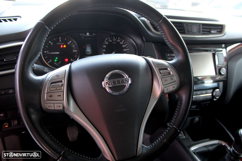 Nissan Qashqai 1.5 dCi N-Connecta - 13