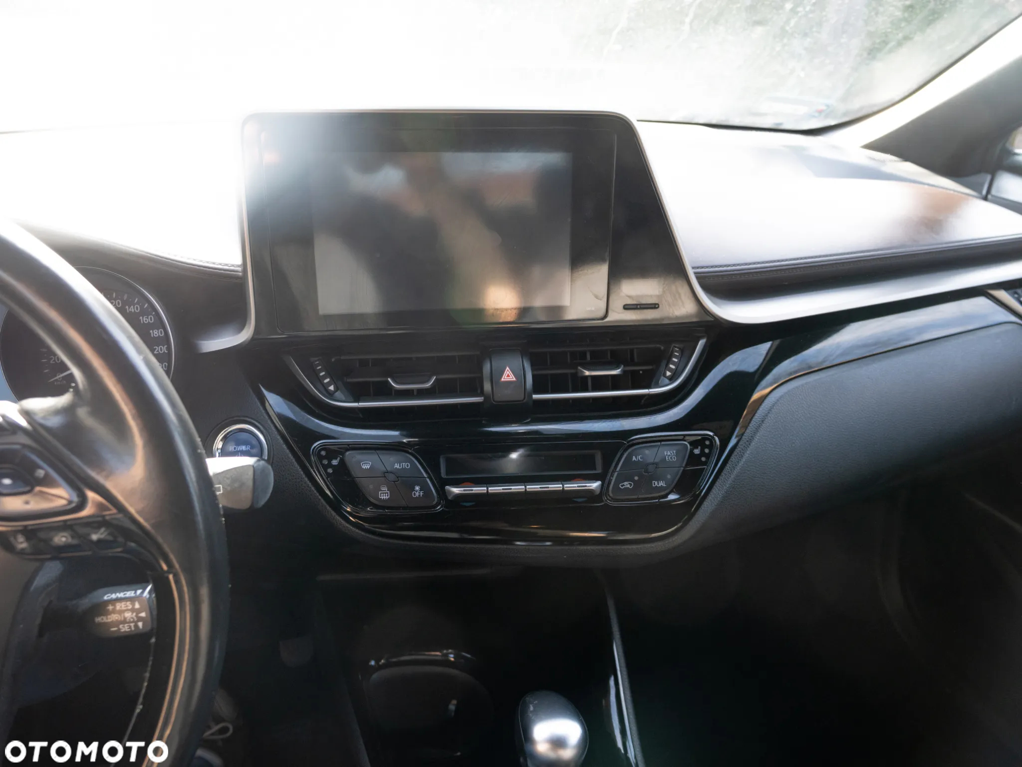 Toyota C-HR 1.8 Hybrid Executive - 11