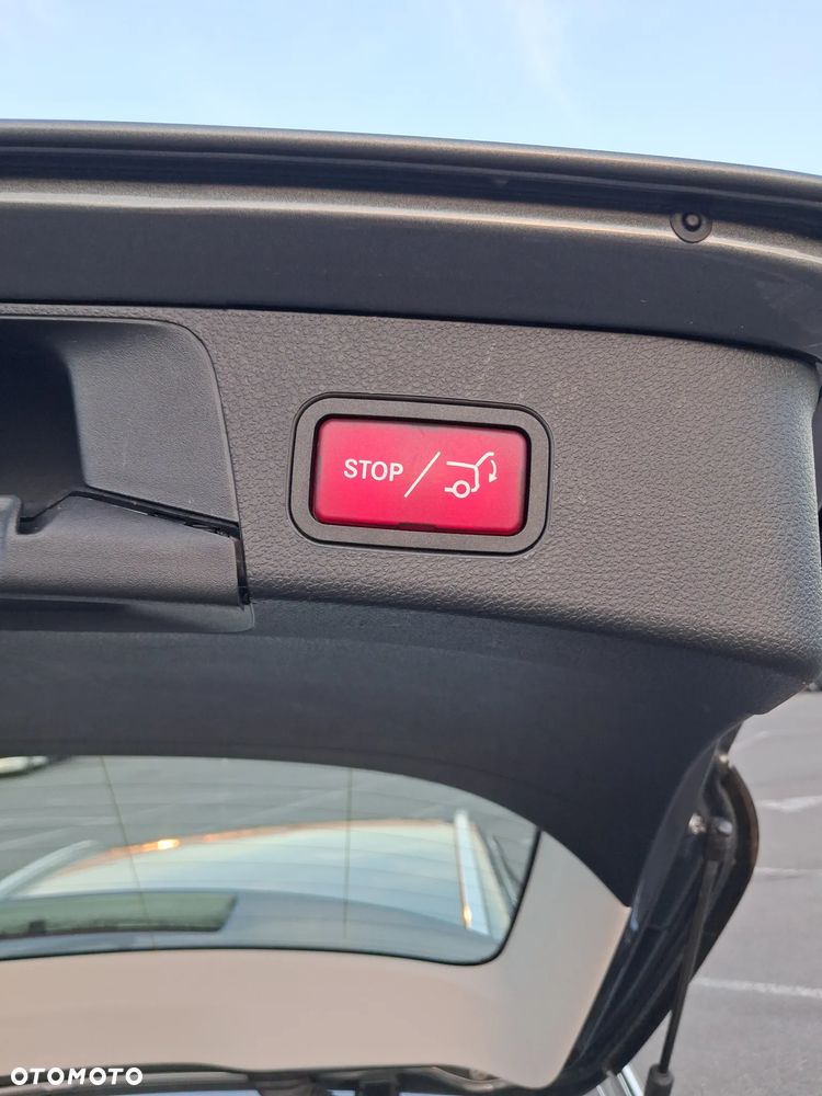 Mercedes-Benz Klasa C 180 (BlueTEC) d - 12