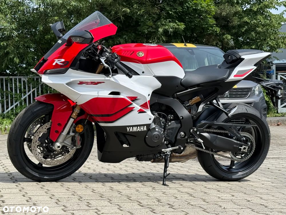Yamaha R9 - 5