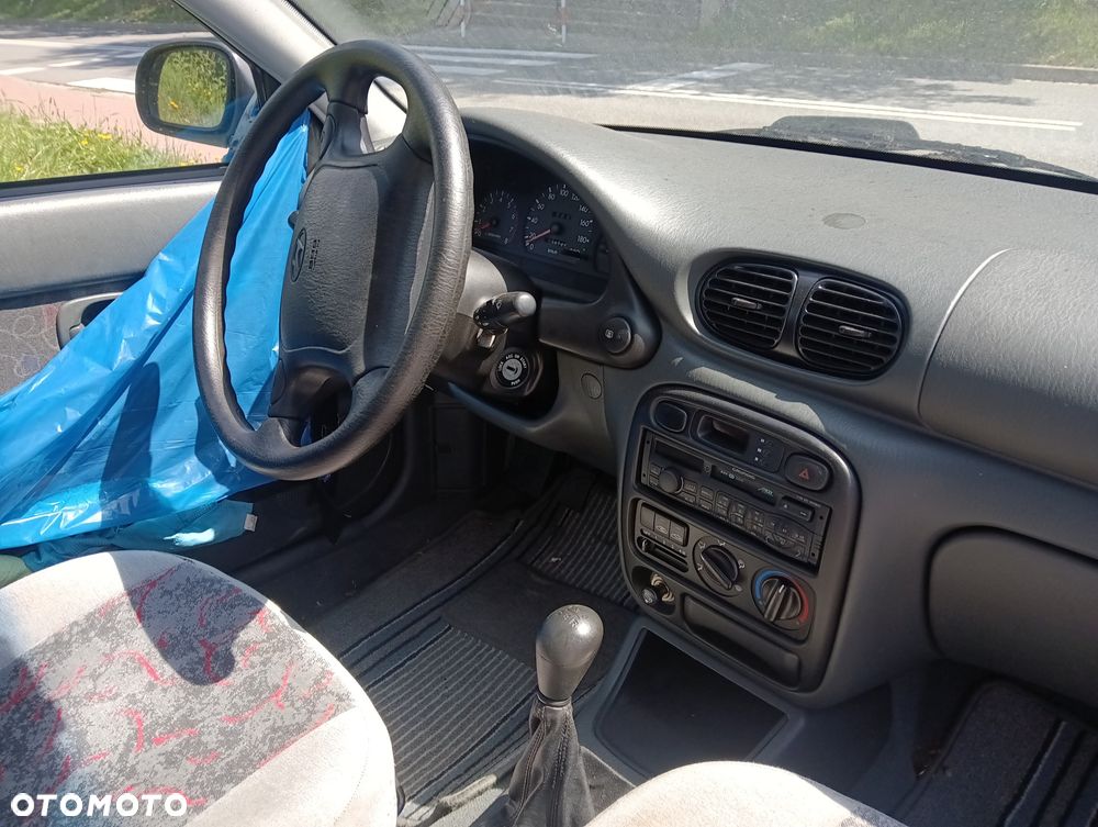 Hyundai Accent 1.3 GLS - 6