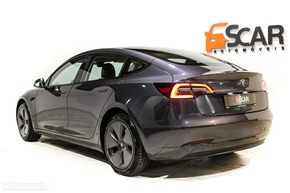Tesla Model 3 Long Range Tração Traseira - 3