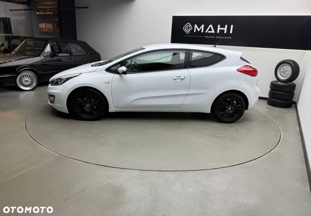 Kia Ceed - 7