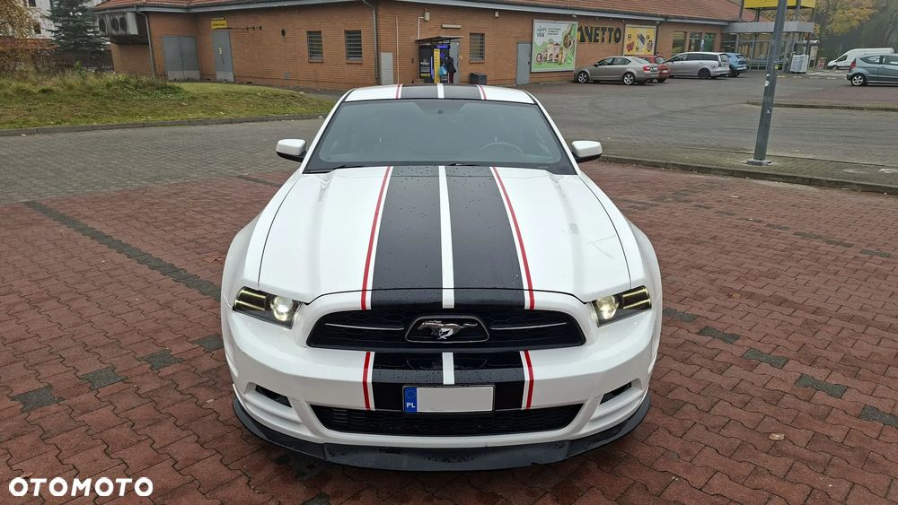 Ford Mustang - 8