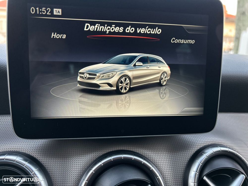 Mercedes-Benz CLA 200 - 40