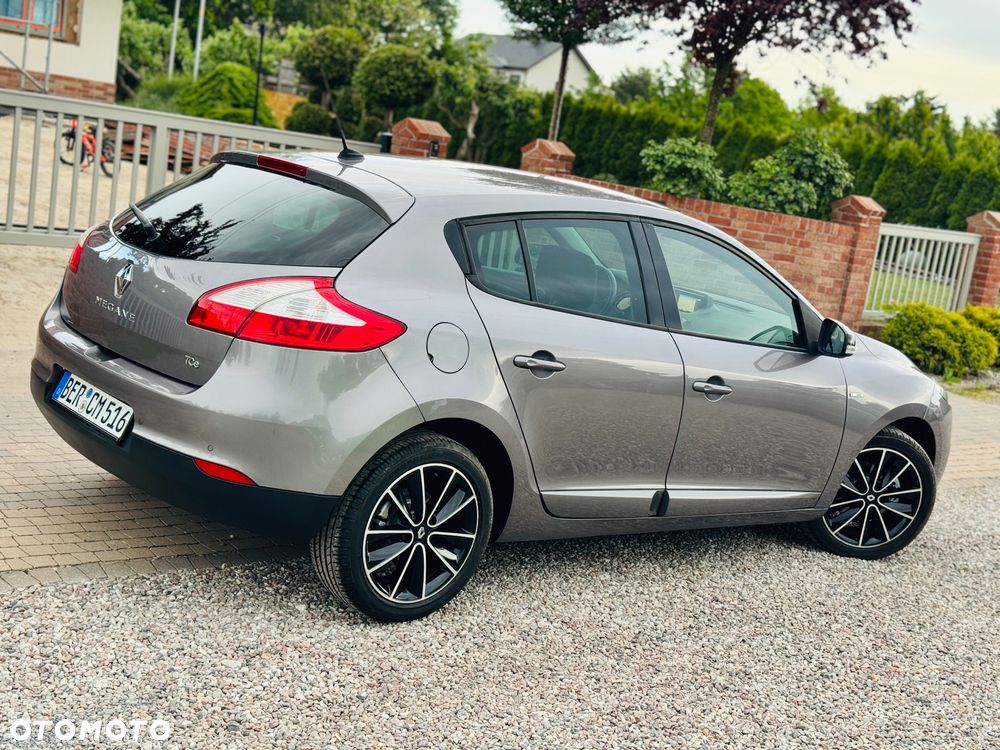 Renault Megane ENERGY TCe 115 Start & Stopp Bose Edition - 37