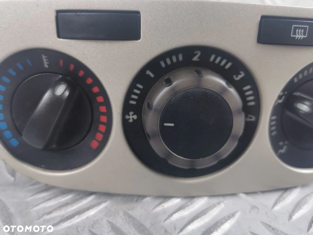 Panel klimatyzacji Opel Corsa D 466119570 - 2