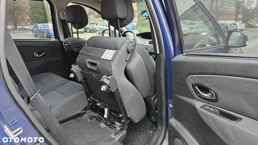 Renault Scenic 1.6 16V 110 Expression - 21