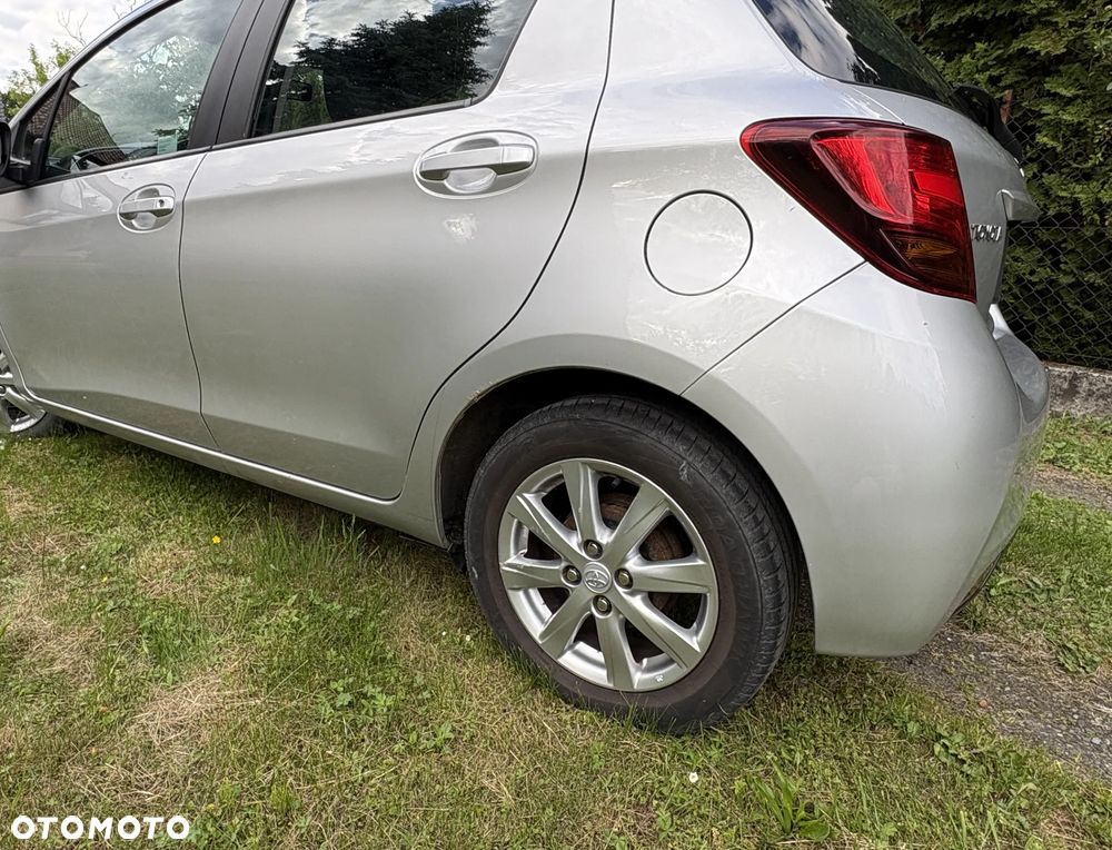 Toyota Yaris 1.33 Active EU6 - 6