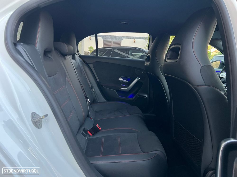 Mercedes-Benz A 250 e AMG Line - 26