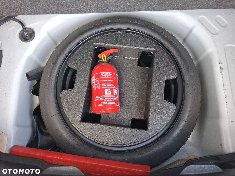 Toyota Yaris Hybrid 1.5 Comfort - 25